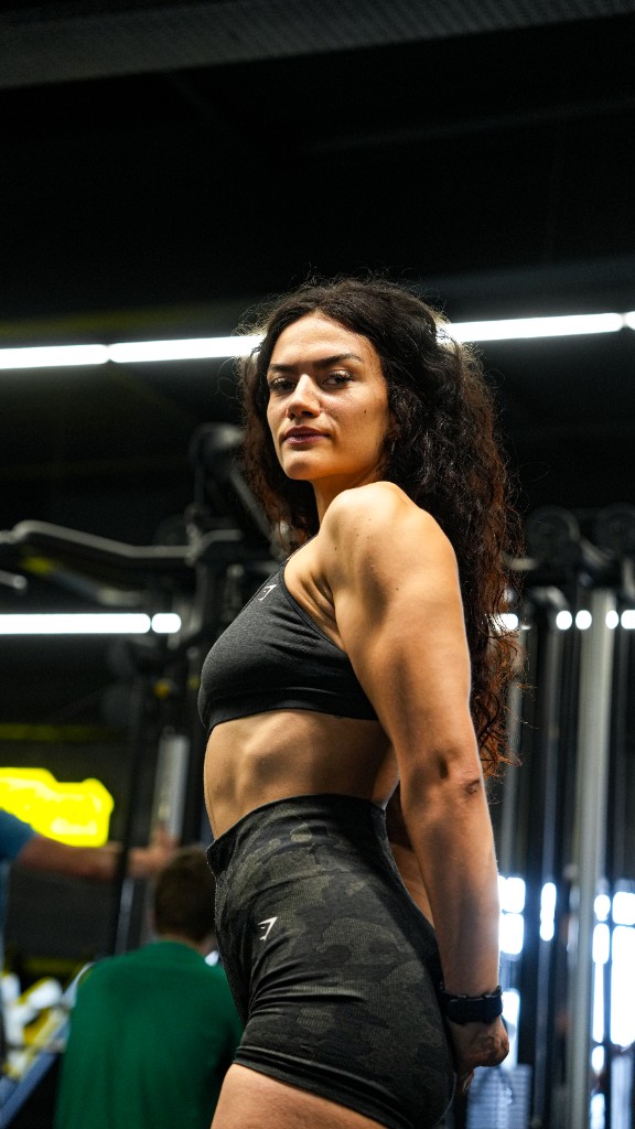 Suivi sportif en présentiel, Nefelie
